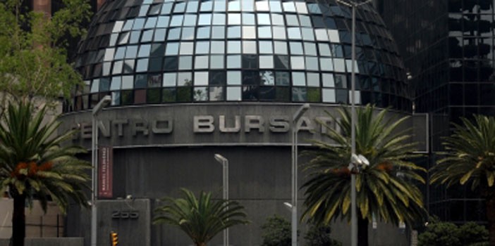 Bolsa reporta caída de 5.8 por ciento, la más relevante desde 2011