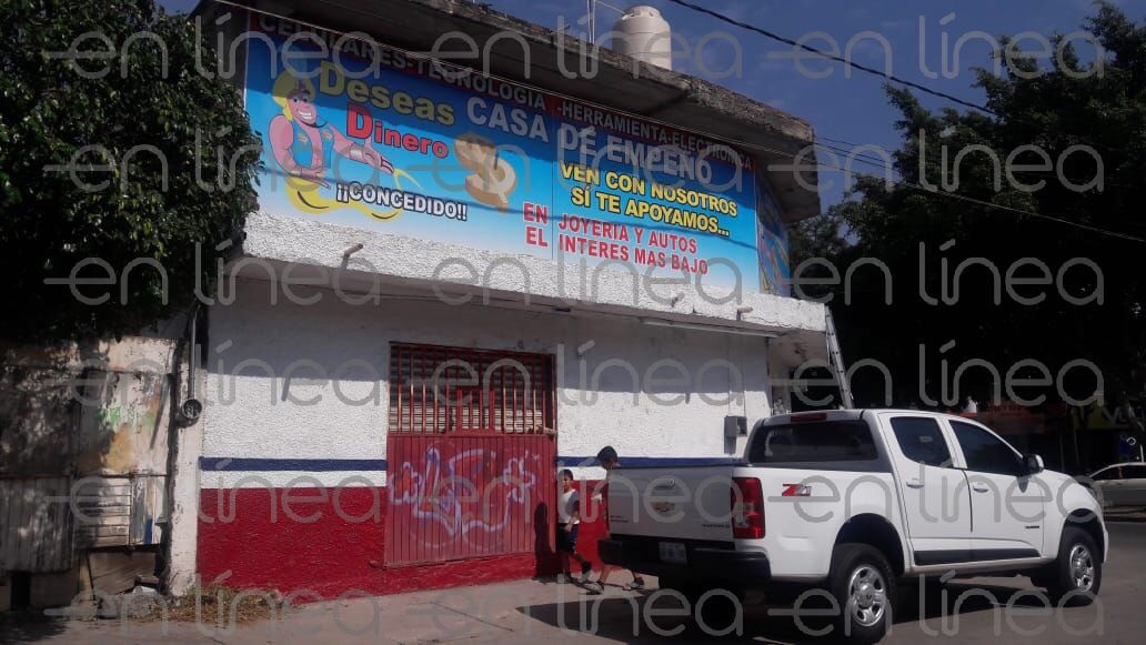 Roban casa de empeño