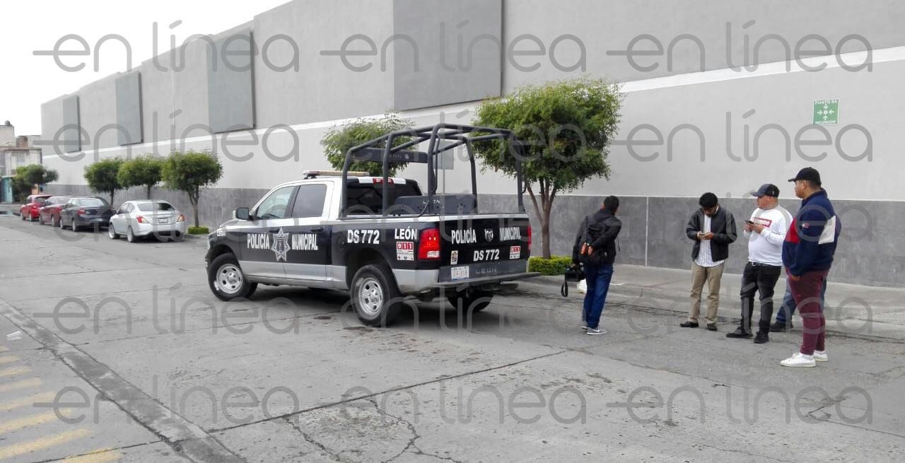 Caen tres presuntos delincuentes en motel... por GPS de celular robado