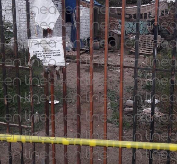 Reclaman vecinos olores por químicos de finca asegurada