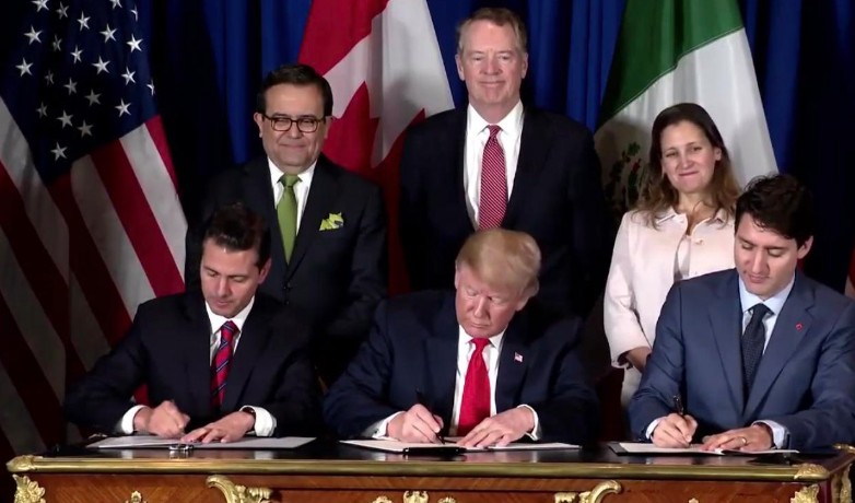 Firman Tratado Comercial México, Estados Unidos y Canadá