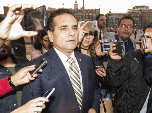 Separar a delegados federales del tema de seguridad, piden gobernadores