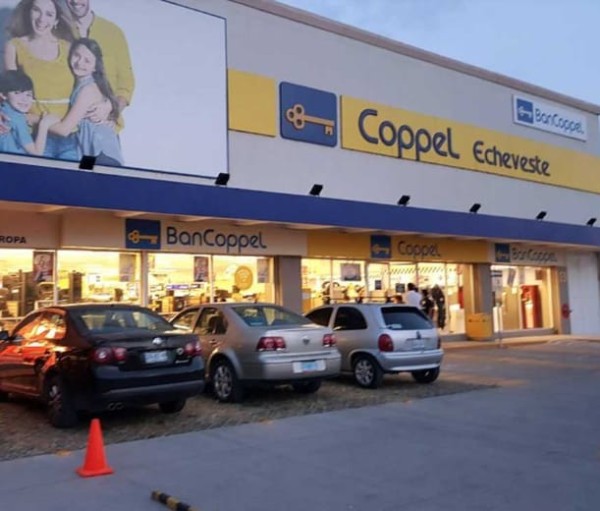 Asaltan por segunda vez banco de tienda departamental