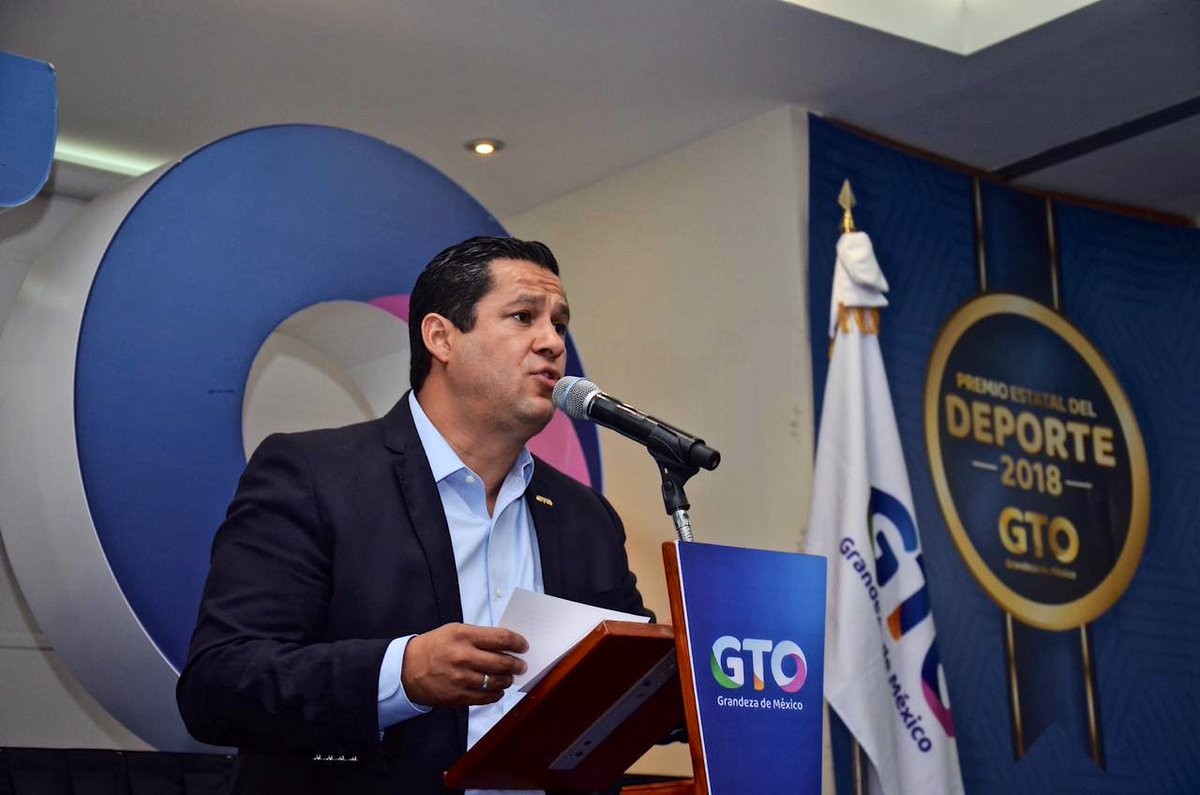 Niega Diego Sinhue que recursos públicos ayuden a Bravos de León