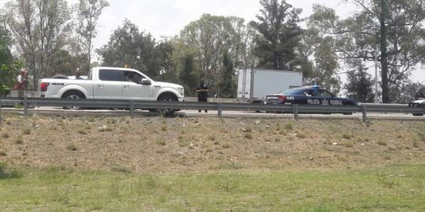 Encuentran cadáver en río