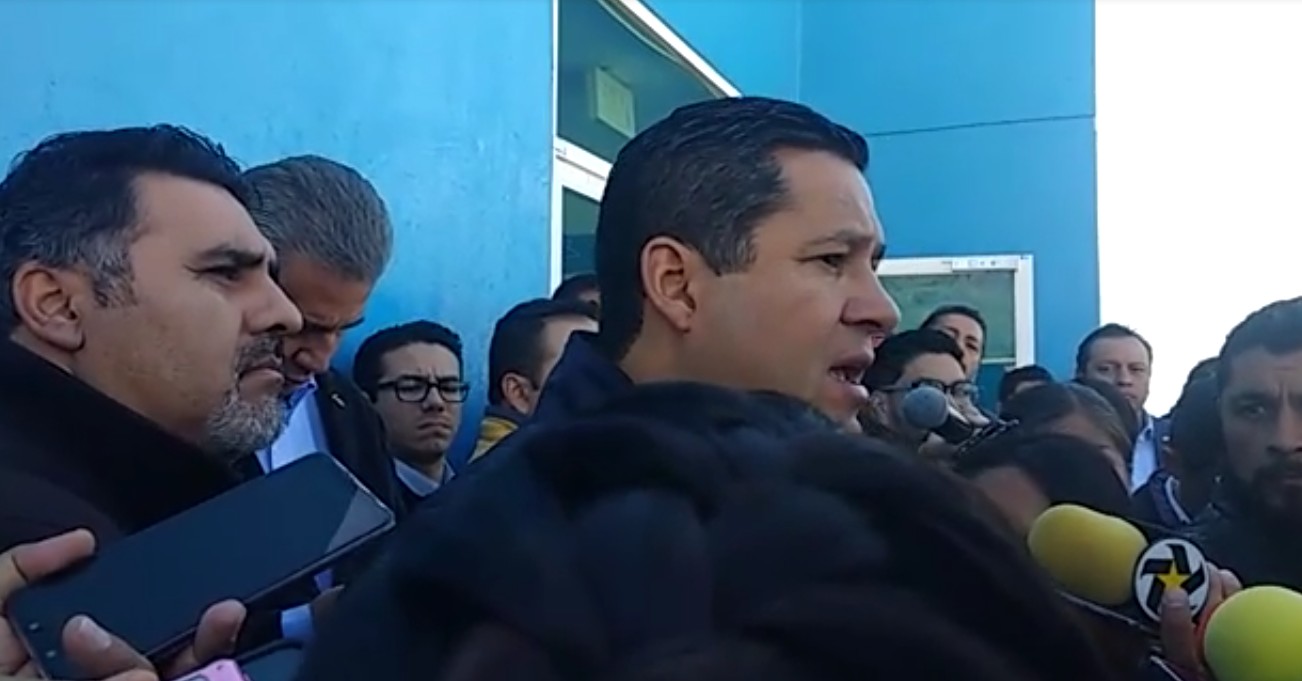 Considera gobernador importar gasolina de Texas