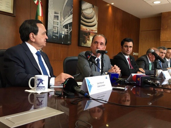 Bajan ventas 60% en centros comerciales por crisis de combustible