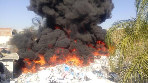 Bodega se incendia en el Barrio de San Miguel