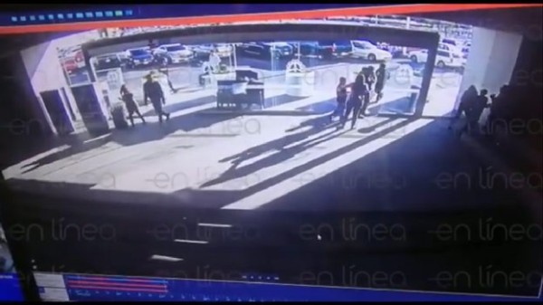 Empresarios los hombres que riñeron en Plaza Mayor, uno de ellos disparó