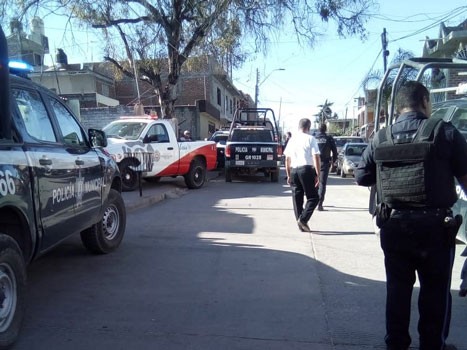 Adolescente se encuentra grave tras incendiarse su casa