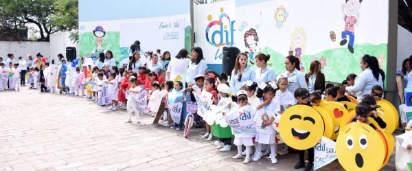 Garantiza alcalde atención de niños y adolescentes