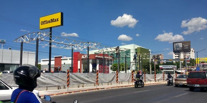 Avanza remodelación de paraderos de Miguel Alemán a Campestre