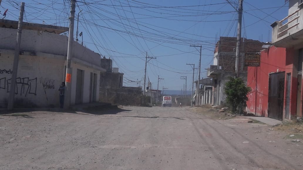 Navajean y golpean a mujer en Barranca de Venaderos