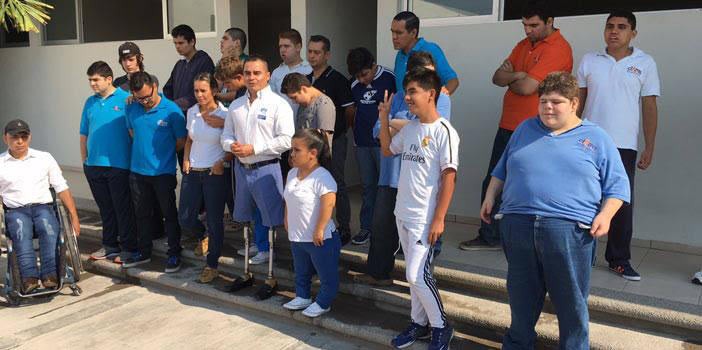 Jóvenes con autismo operarán autolavado en León