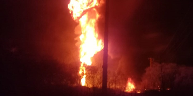Explota toma clandestina en San Juan de Abajo