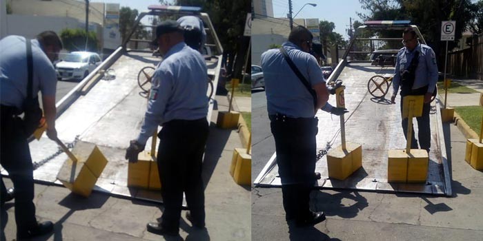 Retira Tránsito Municipal objetos que apartaban lugares en Avenida León