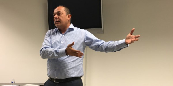 Fundamental retroalimentación social para evaluar acciones del gobierno ...