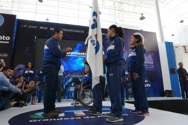 Gobernador abandera a deportistas de cara a Olimpiada Nacional