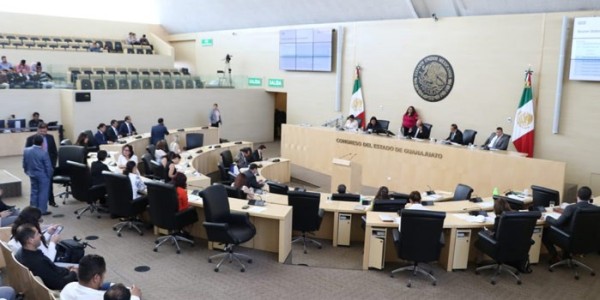 Cuestiona Ernesto Prieto falta de austeridad en el Gobierno del Estado