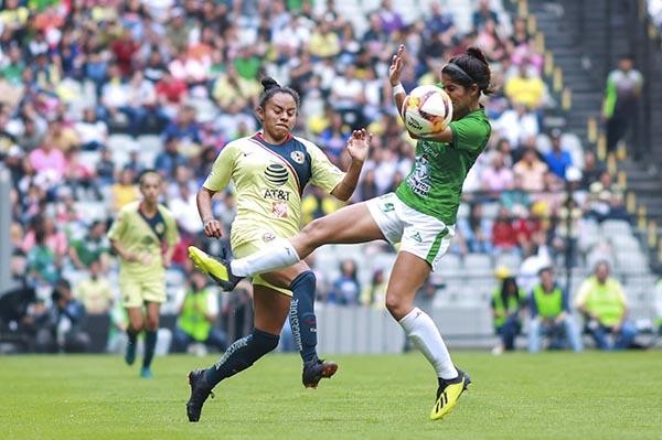 León Femenil pelea, pero es eliminado por América