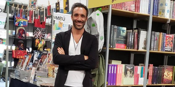 Para José Memum la extinción de lectores refleja la impaciencia de las nuevas generaciones