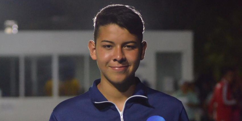 Eduardo Prado impone récord en Olimpiada Nacional de Natación