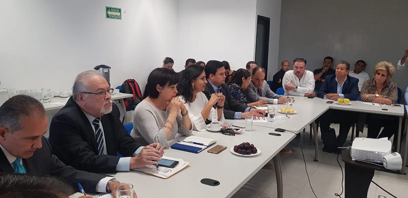 Autoridades y empresarios analizan colocar alcoholímetros en bares y cantinas
