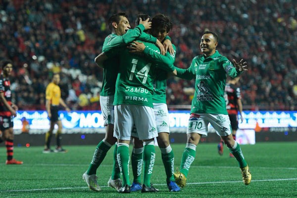 León aplasta a Xolos en la ida de los Cuartos de Final