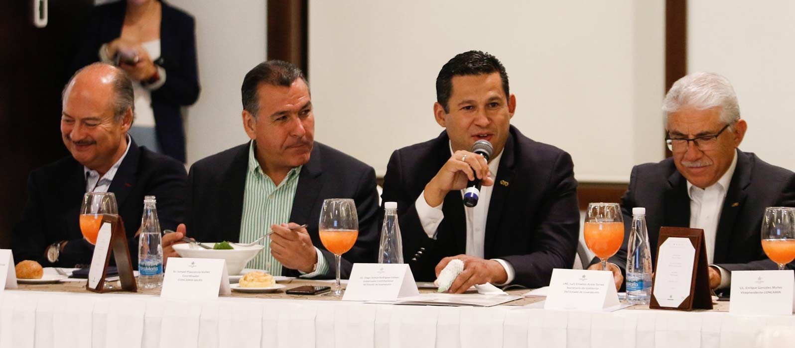 Pruebas de confianza cada 6 meses, sugiere Diego Sinhue
