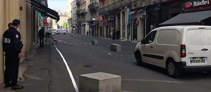 Explosión en calle de Lyon deja ocho heridos