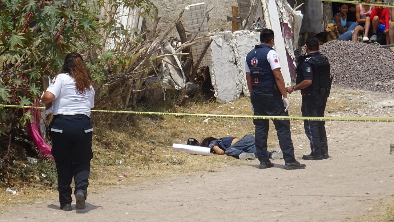 Encuentran a hombre muerto en La Selva