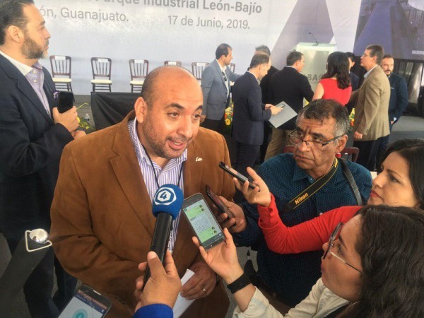 Hay espacio suficiente para nuevas empresas: Alfaro