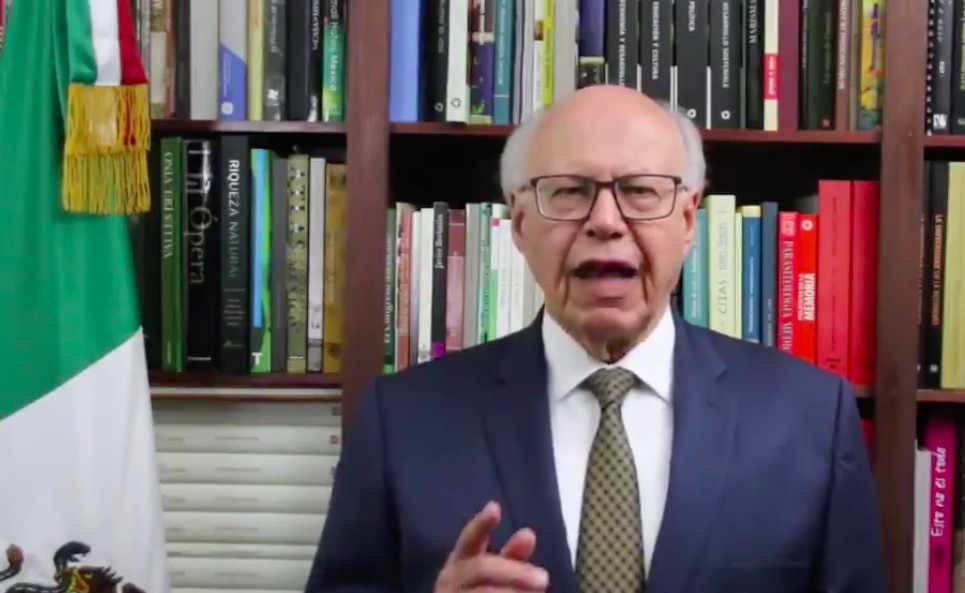 Reniega José Narro del PRI y renuncia al partido