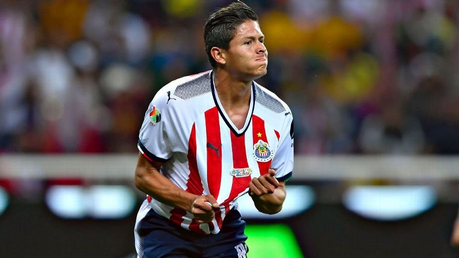Oficializa León a JJ Godínez como su refuerzo