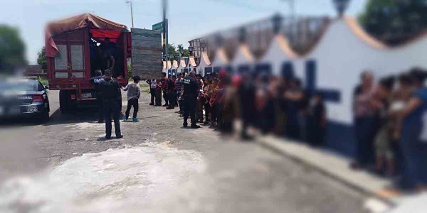 Aseguran a 101 migrantes centroamericanos en Veracruz