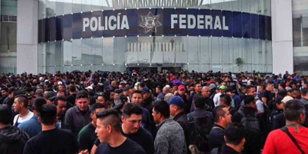 Policías Federales protestan: niegan corrupción y ser una corporación podrida