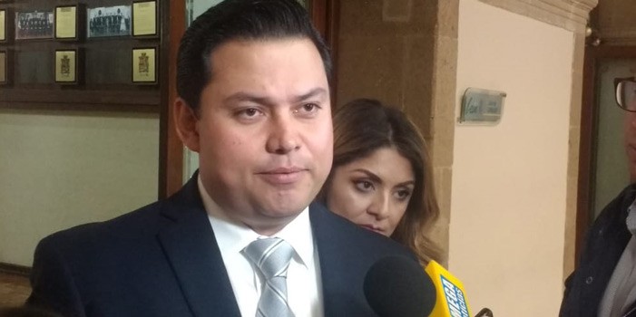 Alistan votación para administrador de servicios y su reglamento