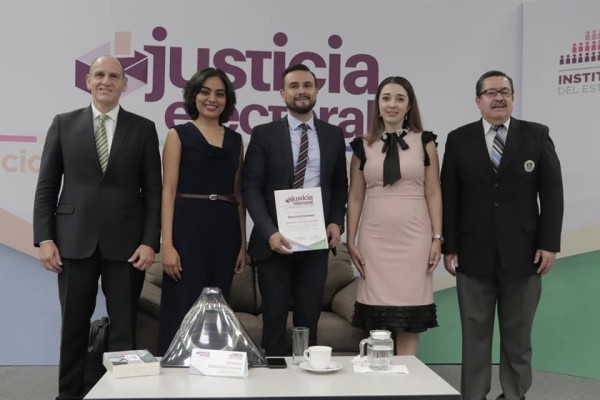 “Sistema equilibrado de hombres y mujeres tendría que ceder el derecho de reelección“