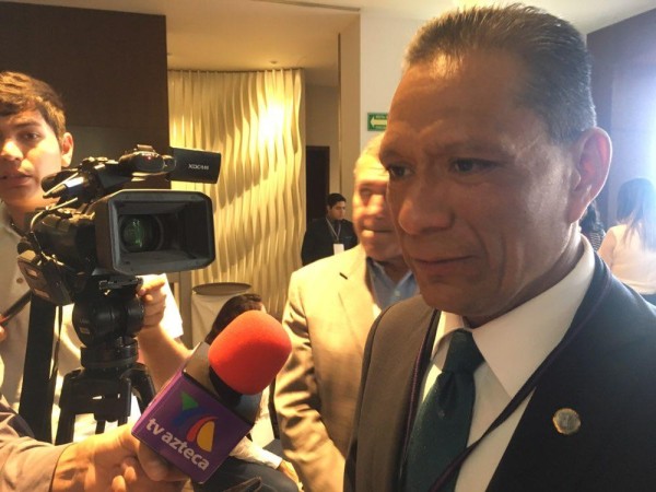 Escucharán sugerencias de rector de la UG para perfeccionar las leyes en materia penal