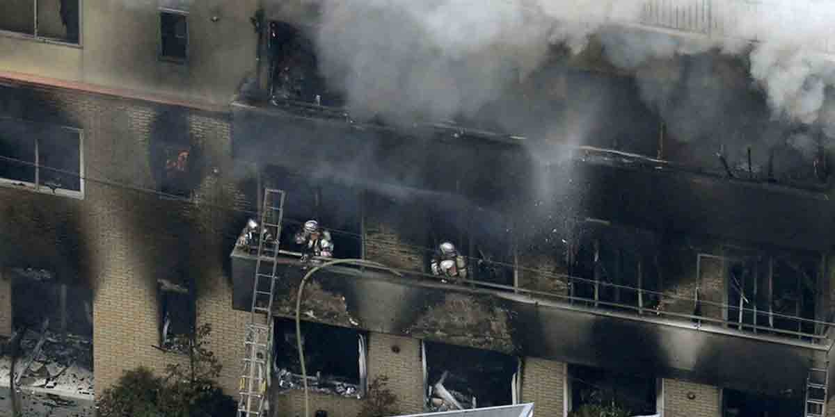 Ascienden a 33 los muertos por incendio en estudio de anime en Japón