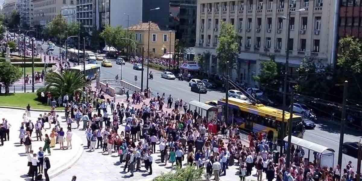 Atenas vive su primer sismo en 20 años