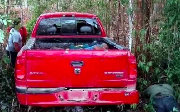 Matan a ocho en un ataque en carretera de Quintana Roo