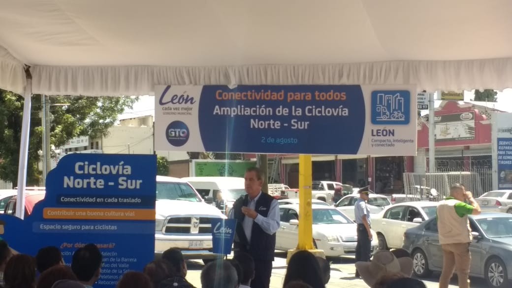 Comienza construcción de ciclovía norte-sur