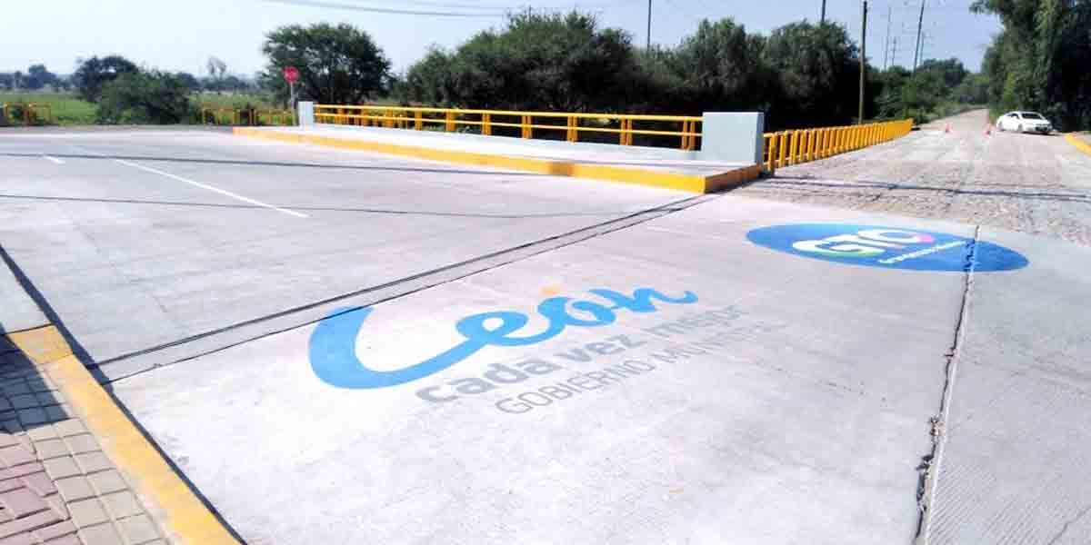 Abren a la circulación dos puentes en el bulevar Siglo XXI