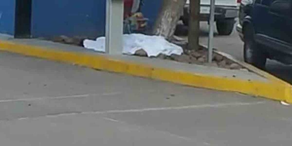 Fallecido y lesionado afuera del hospital de Silao no han sido identificados