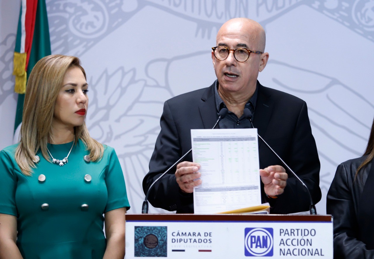 Tunden a Salud por incapacidad para enfrentar crisis sanitaria