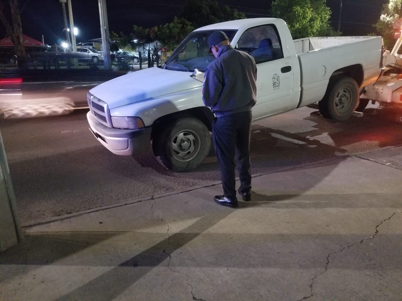 Detienen a funcionario municipal por conducir ebrio vehículo oficial