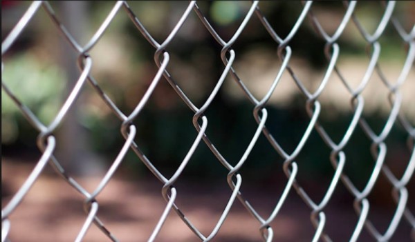 Desarrollo Urbano libera vialidades obstruidas en fraccionamientos