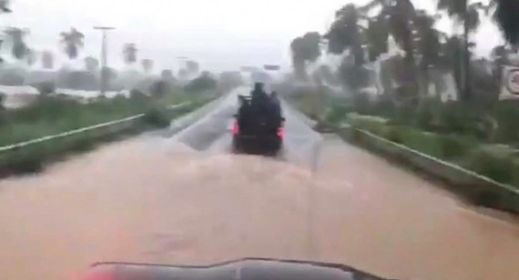 Colima bajo el agua por 'Narda'