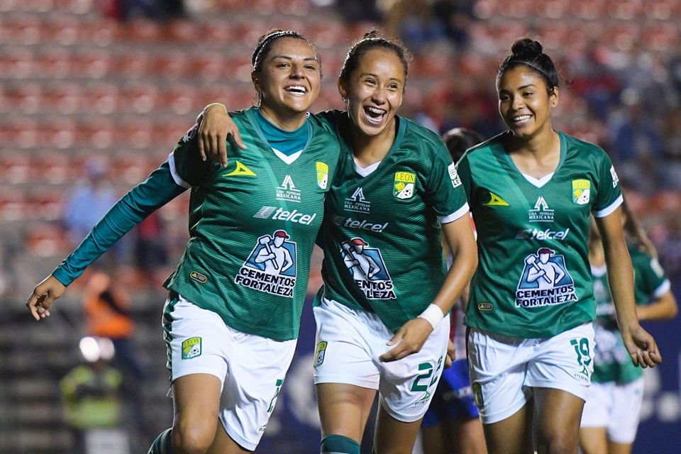 Pega el León Femenil en San Luis